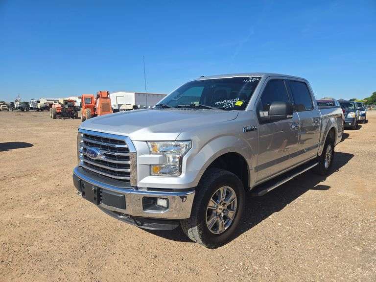 2016  Ford  F150 Lariat  Super Crew 4D