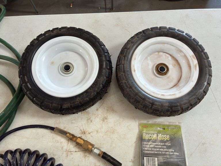 Extension Cord, (2) Recoil Air Hoses, (2) Airless Dolly Wheels