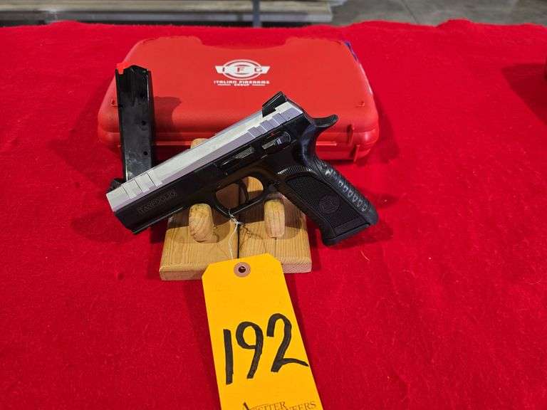 Tanfoglio Defiant Force Esse Chrome  9mm   Pistol