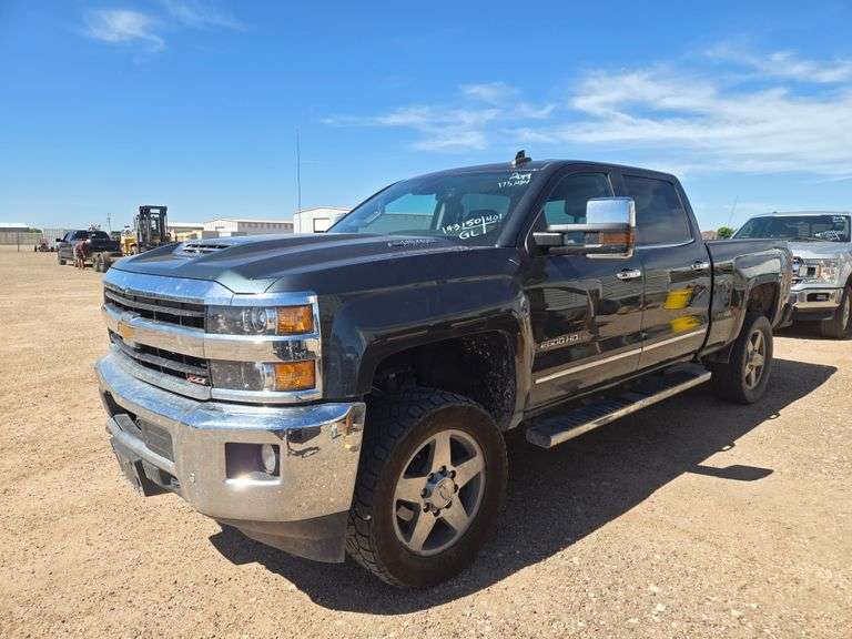 2019  Chevrolet  Silverado HD  Pickup