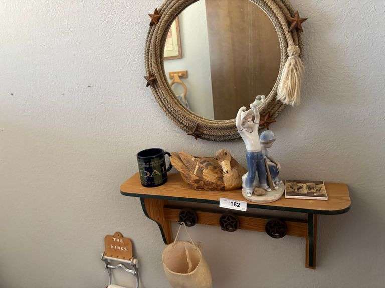 Holder mirror, decor, mug