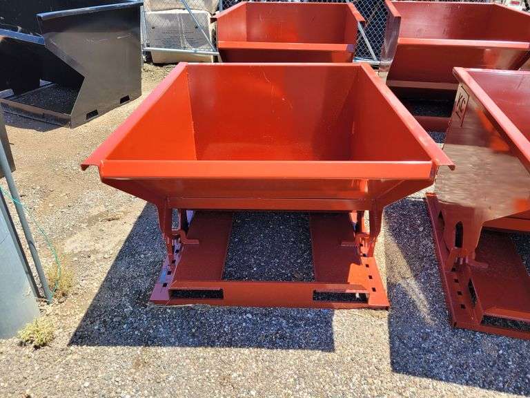 1.5 Yard Self Dumping Hopper