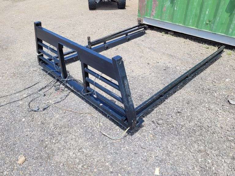 Headache Rack w/Rails