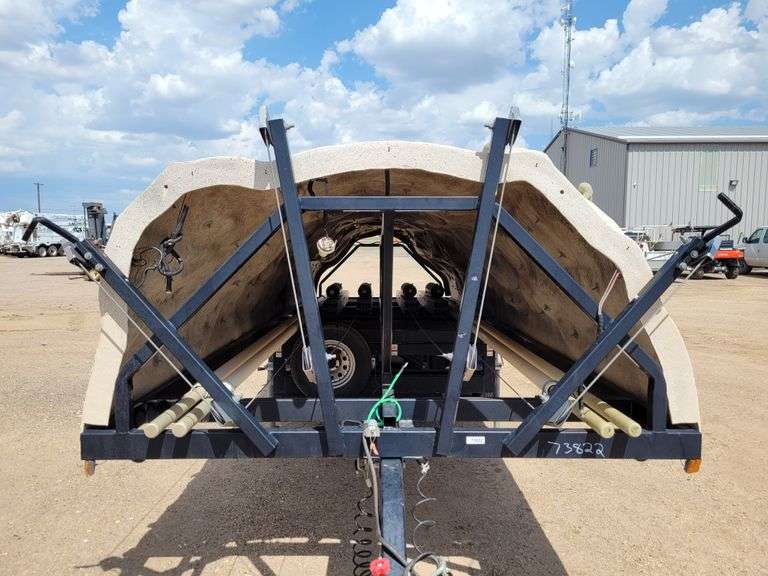 Extreme Engineering 24' Vertical Rockwall   Trailer