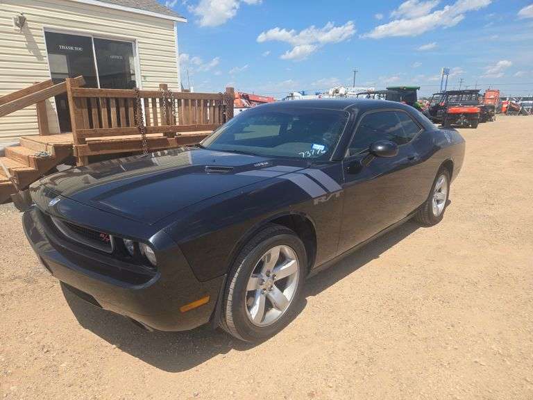 2010  Dodge  Challenger R/T  Coupe 2D