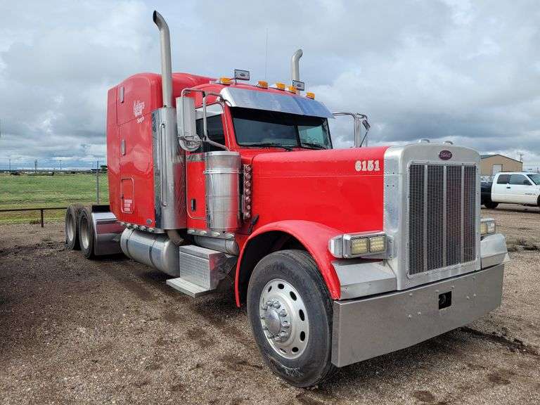 2007  Peterbilt  379   Conventional Cab Truck Tractor