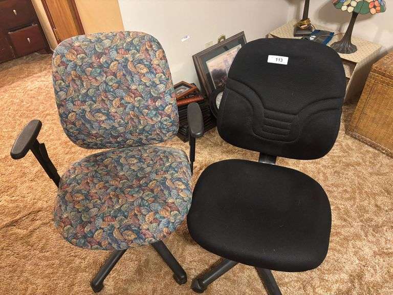 Rolling chairs