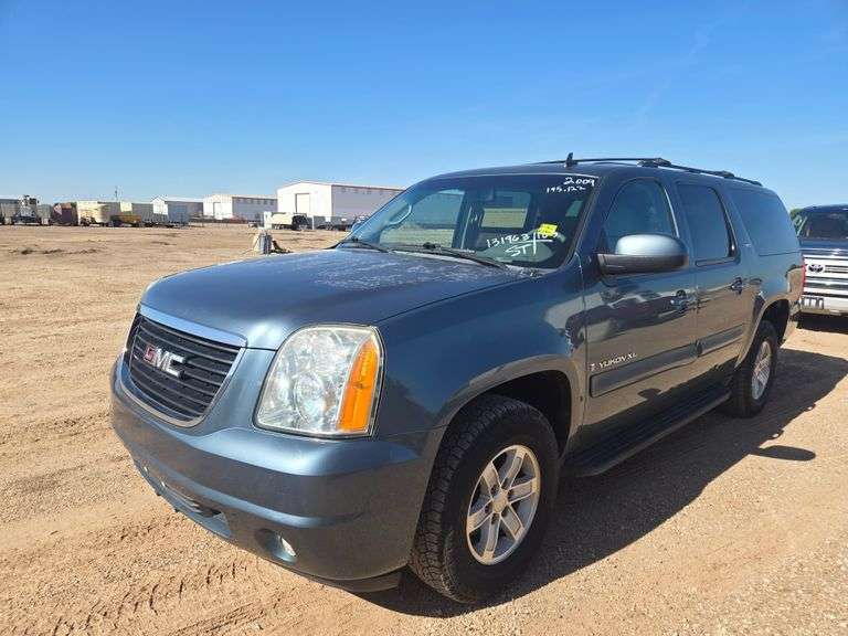 2009  GMC  Yukon XL 1500 SLT  SUV 4D