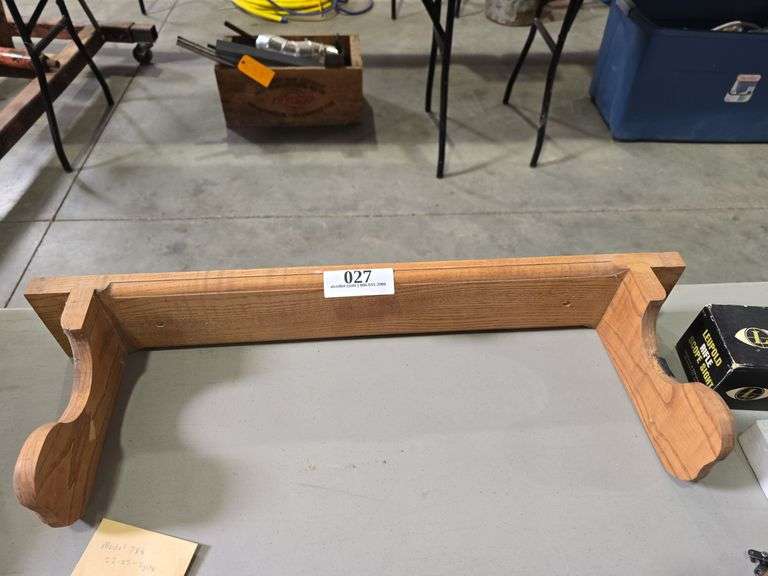 Wall Mount Gun Rack 24 x 4 x 8