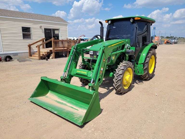 2022  John Deere  5055E  Utility Tractor w/Loader