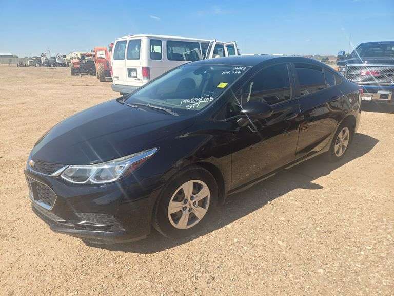 2018  Chevrolet  Cruze LS  Sedan 4D