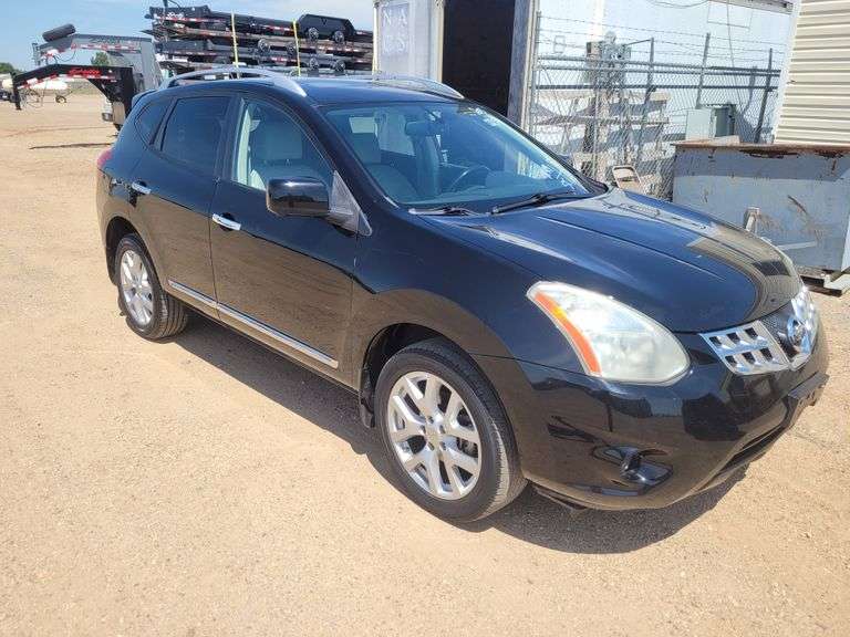2013  Nissan  Rogue  SUV 4D