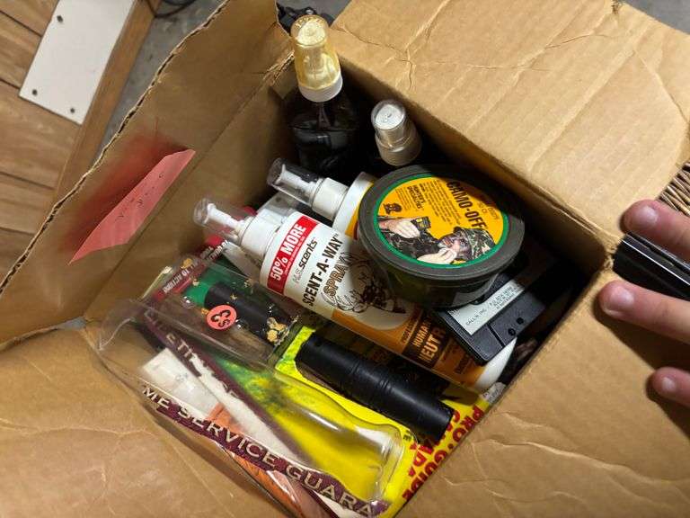 Basket, selfie stick, hunting scents misc