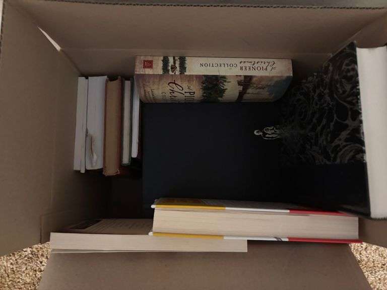misc books decor