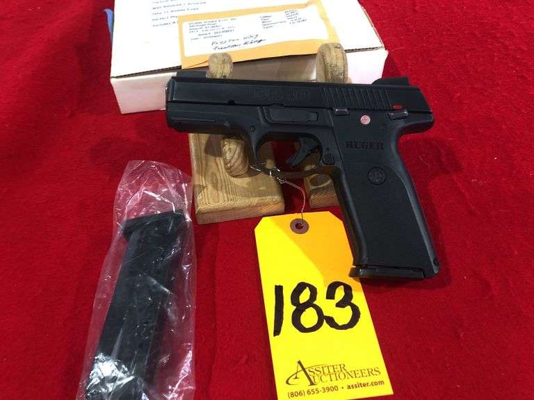 4.14" Ruger  SR40  .40 Caliber  Pistol