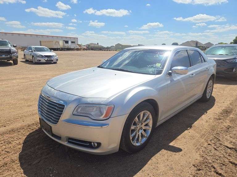 2012  Chrysler  300 Limited  Sedan 4D