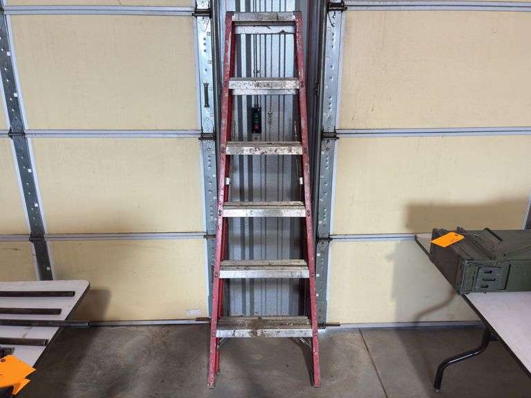 Louisville 6’ Ladder