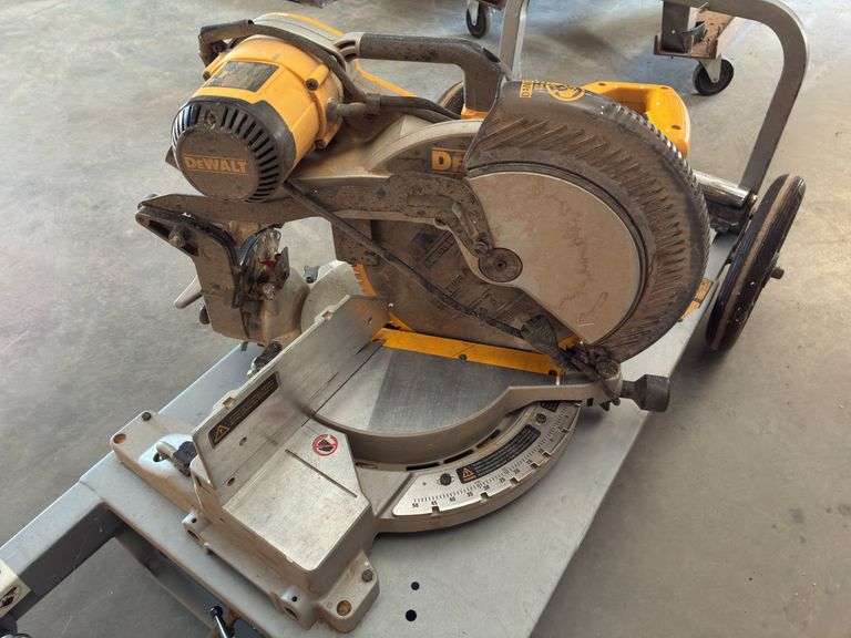 DeWalt 12” Portable Chop Saw