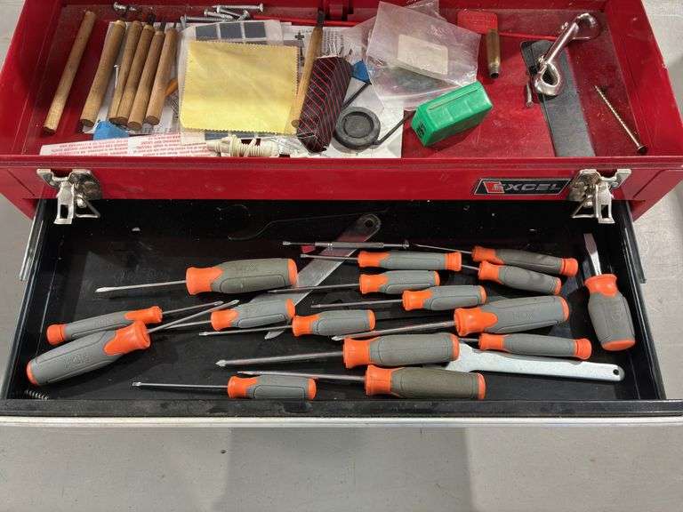 Excel Tool Box w/chisels and Screw Drivers