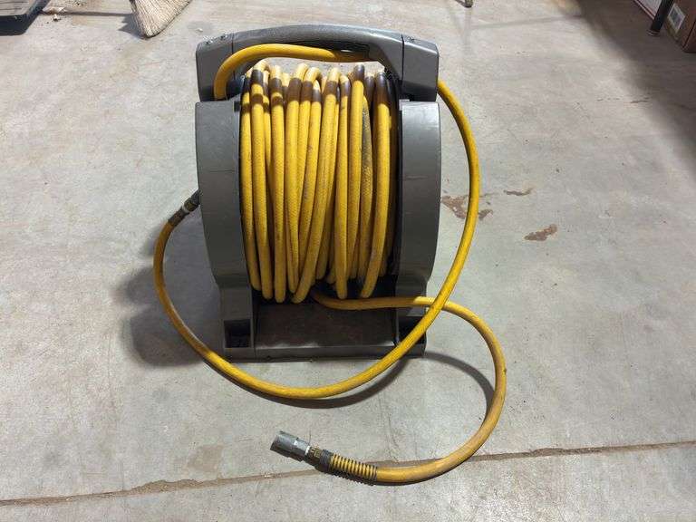 Power Port Hose Reel w/ 100’ Hose