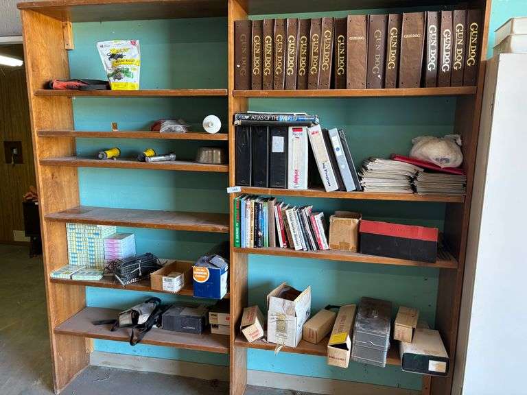 Books, mouse traps, retriever dummies, CDs, binders, magazines, misc