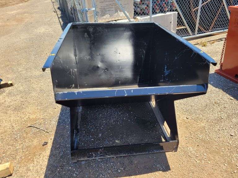 2 Yard Skid Steer Trash Hopper