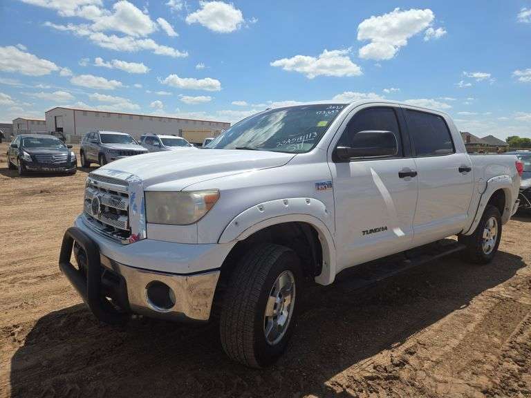 2012  Toyota  Tundra   Crew Cab / Crew Max 4D