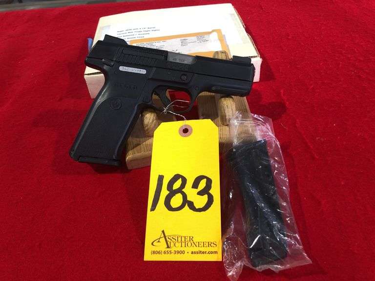 4.14" Ruger  SR40  .40 Caliber  Pistol