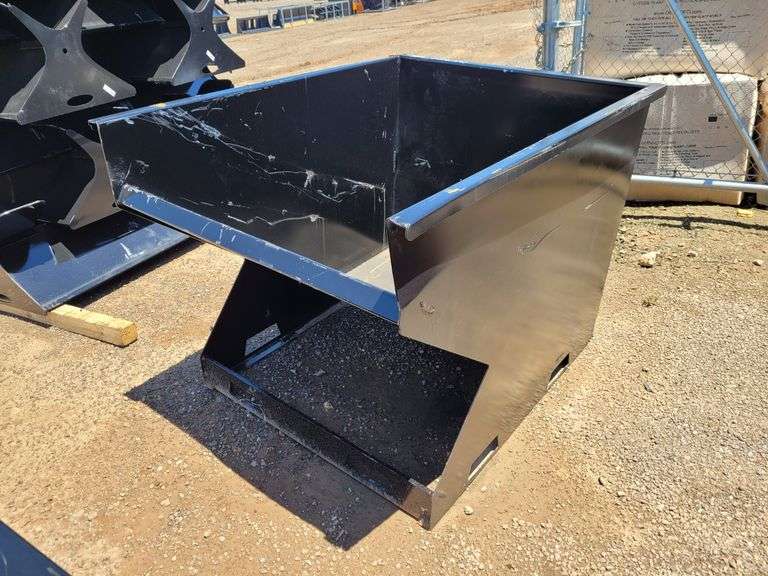2 Yard Skid Steer Trash Hopper