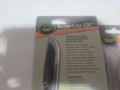 (2) Outdoor Edge Razorlite Folding Knives w/Replacement Blades and Sharpener