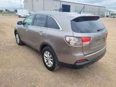 2017  Kia  Sorento LX  SUV 4D