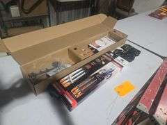 (6) Ravin Crossbow Bolts w/Fingerless Gloves