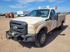 2011  Ford  F350 Super Duty  Regular Cab 2D Service Truck  XL 4WD