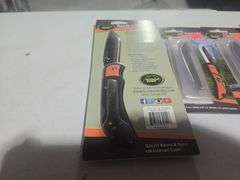 (2) Outdoor Edge Razorlite Folding Knives w/Replacement Blades and Sharpener