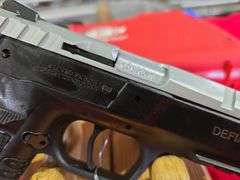 Tanfoglio Defiant Force Esse Chrome  9mm   Pistol