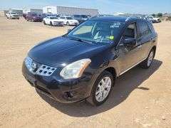 2013  Nissan  Rogue  SUV 4D