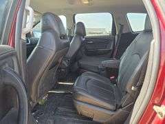2017  Chevrolet  Traverse LT  SUV 4D