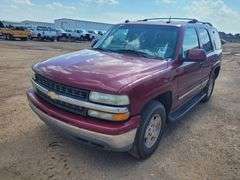 2004  Chevrolet  Tahoe  SUV 4D