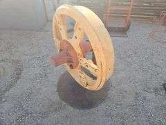 Wheel Yard Art (19"x31")