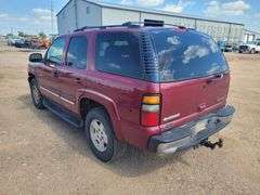 2004  Chevrolet  Tahoe  SUV 4D