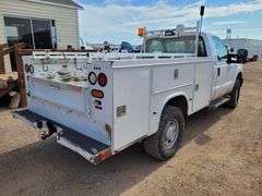 2013  Ford  F-350 SD  Chassis  XL