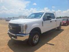 2019  Ford  F250 Super Duty   Crew Cab / LWB / 4D