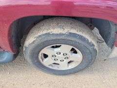 2004  Chevrolet  Tahoe  SUV 4D