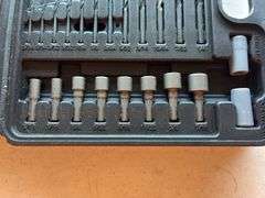 Black&Decker Screw/Nut/Drill Set