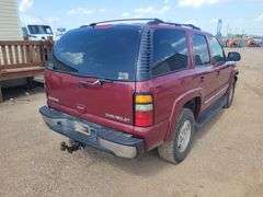 2004  Chevrolet  Tahoe  SUV 4D