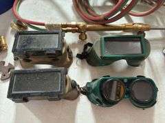 Cutting Torch Pistol w/Hose and Regulator Gauges, (4) Cutting Torch Goggles, (7) Strikers