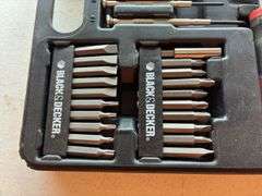 Black&Decker Screw/Nut/Drill Set