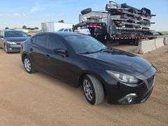 2015  Mazda  Mazda3 i Sport  Sedan 4D