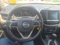2018  Jeep  Cherokee Latitude  SUV 4D