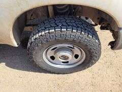 2011  Ford  F350 Super Duty  Regular Cab 2D Service Truck  XL 4WD